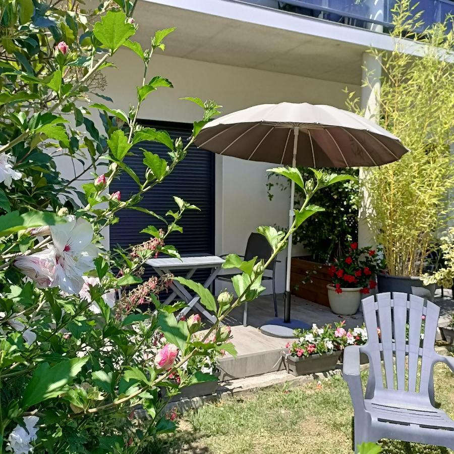 Le Balcon Des Cimes B&B Adast Exterior photo