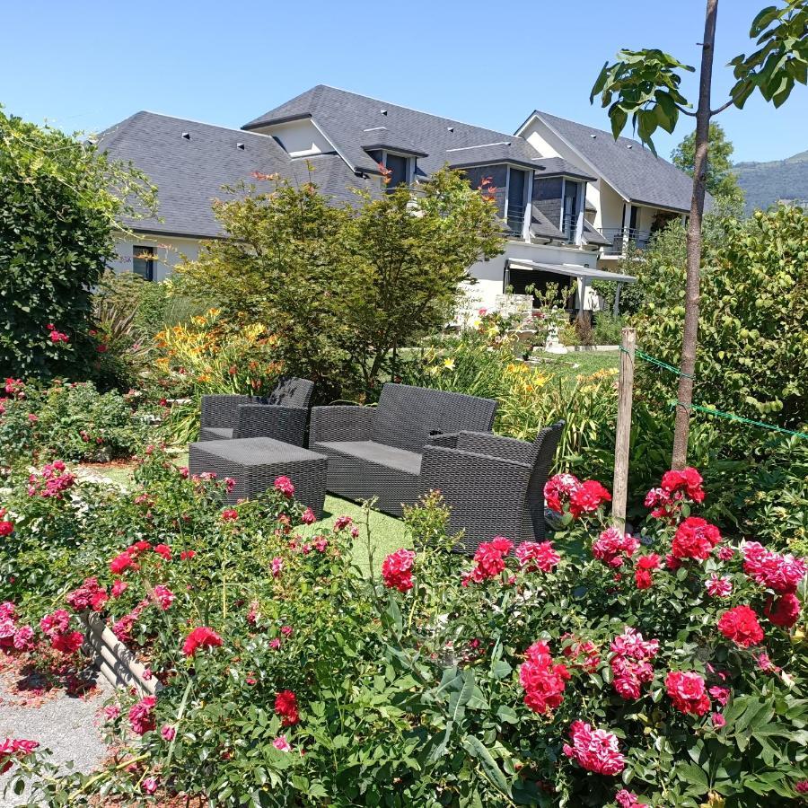Le Balcon Des Cimes B&B Adast Exterior photo